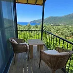 Ekincik Sayfiye Hotel *