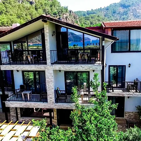 Ekincik Sayfiye ホテル *