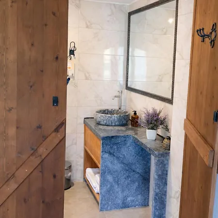 Ekincik Sayfiye Hotel *